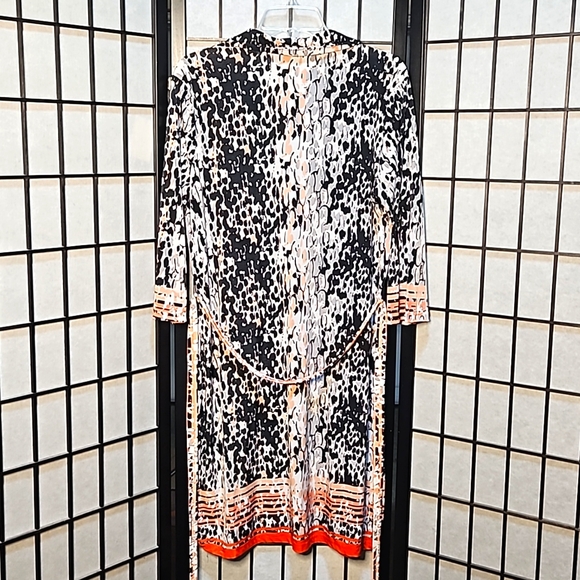 Geometric Dress - Picture 3 of 4